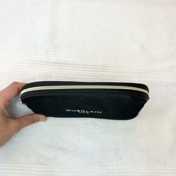 Guerlain Makeup / Travel Pouch Black Mesh - Picture 7 of 9